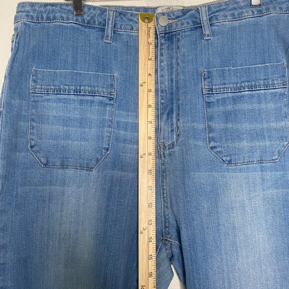 Judy Blue Cropped Flare Jeans Womens 3XL Light Wash Denim Raw Hem - Picture 8 of 14